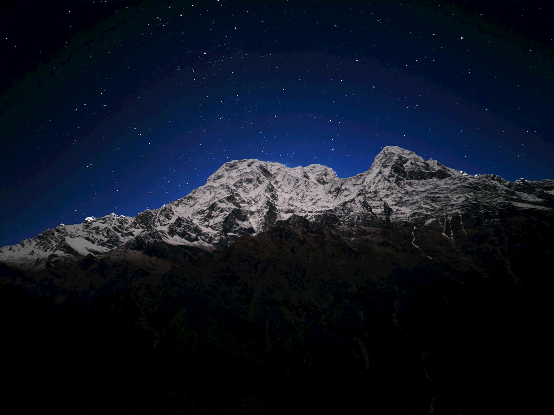 annapurna south and hiunchulii stars