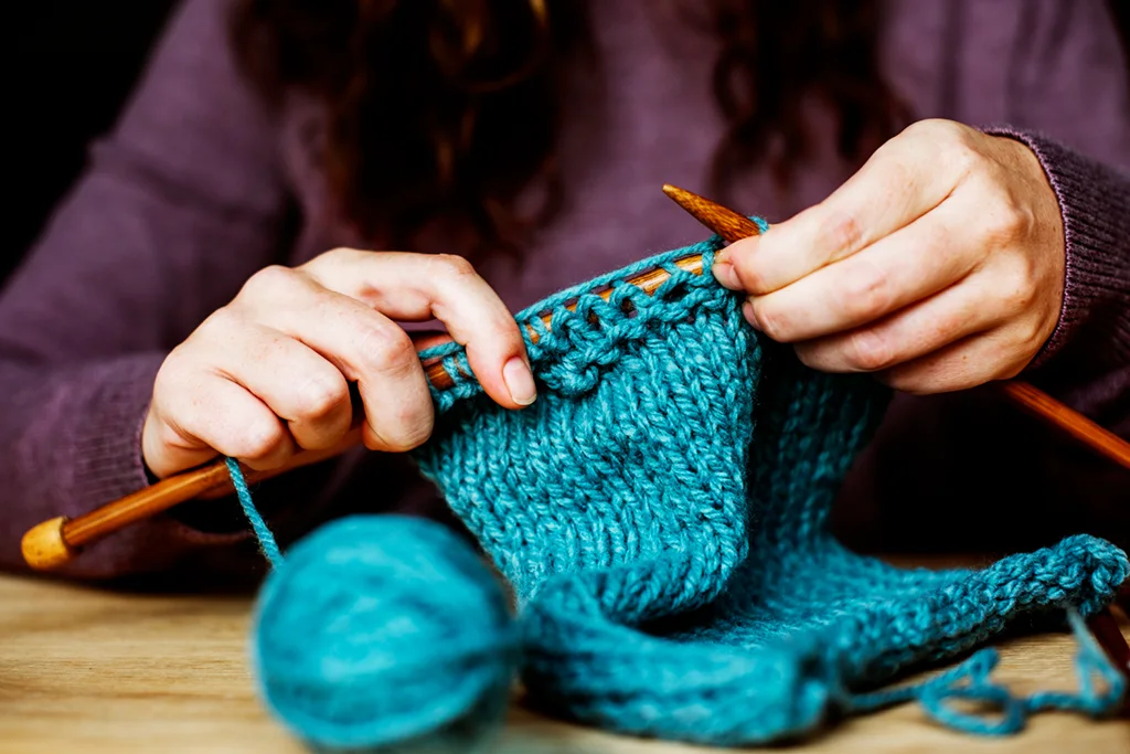 knitting woolen items