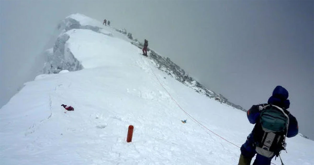 Image of dead bodies on mountains. 