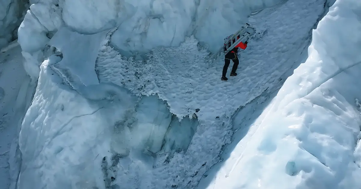 Carrying Ladders to Fix