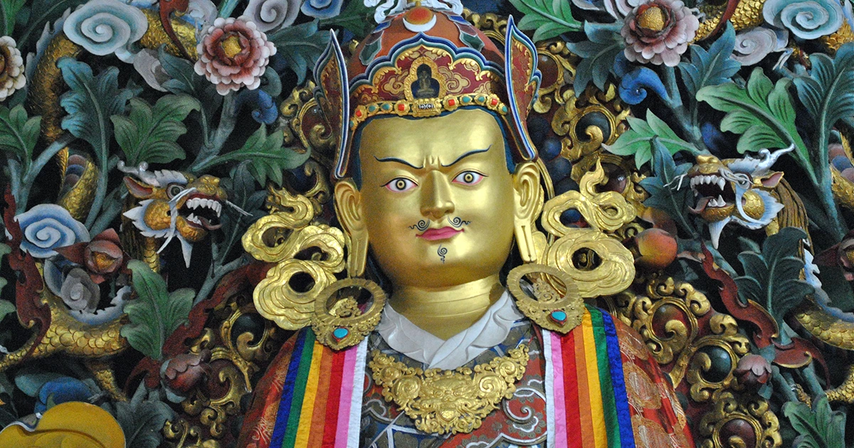 Artistic Statue of Guru Rinpoche