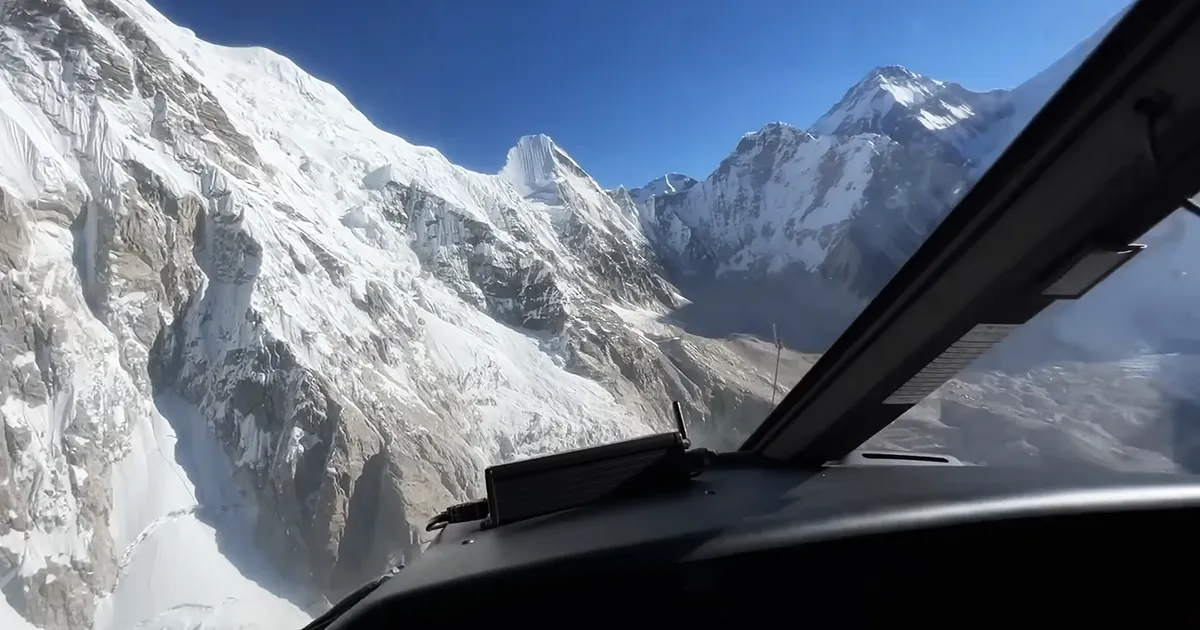 Heli Everest Ride