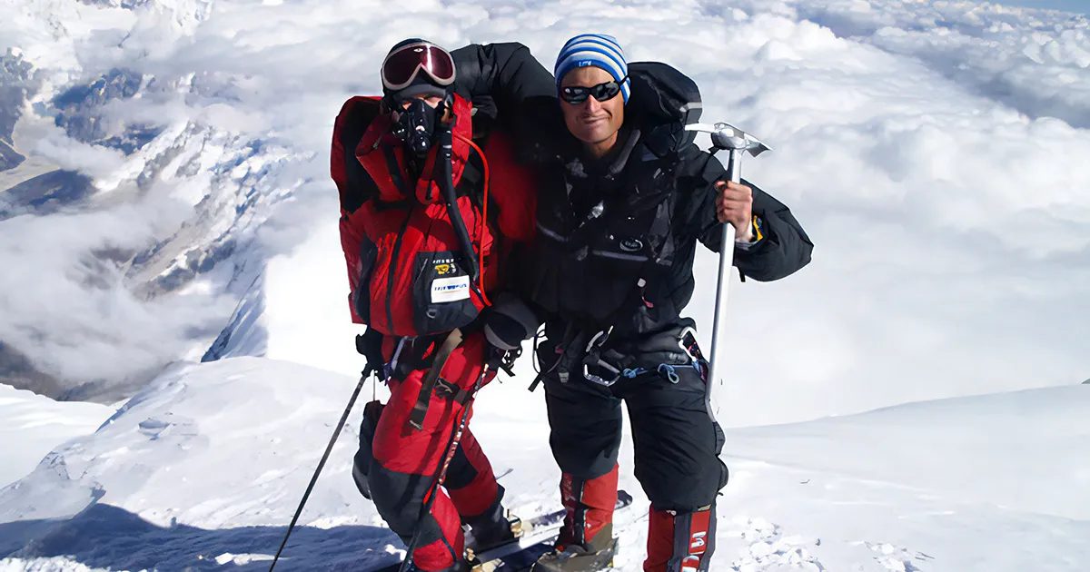 People on Manaslu Summit