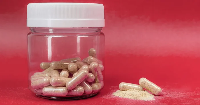 Unlabeled or loose pills picture 