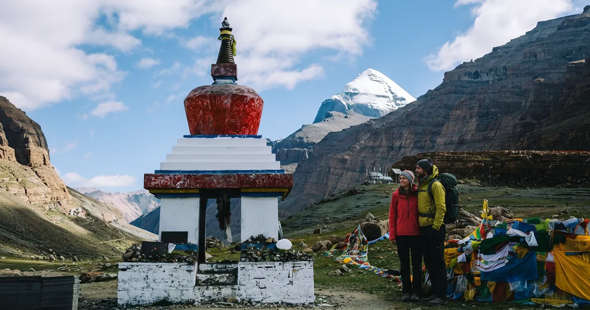 Couple watching Yamadwar