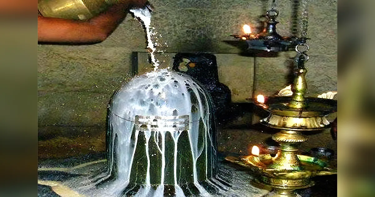 Rudrabhishek of Shivalinga with milk