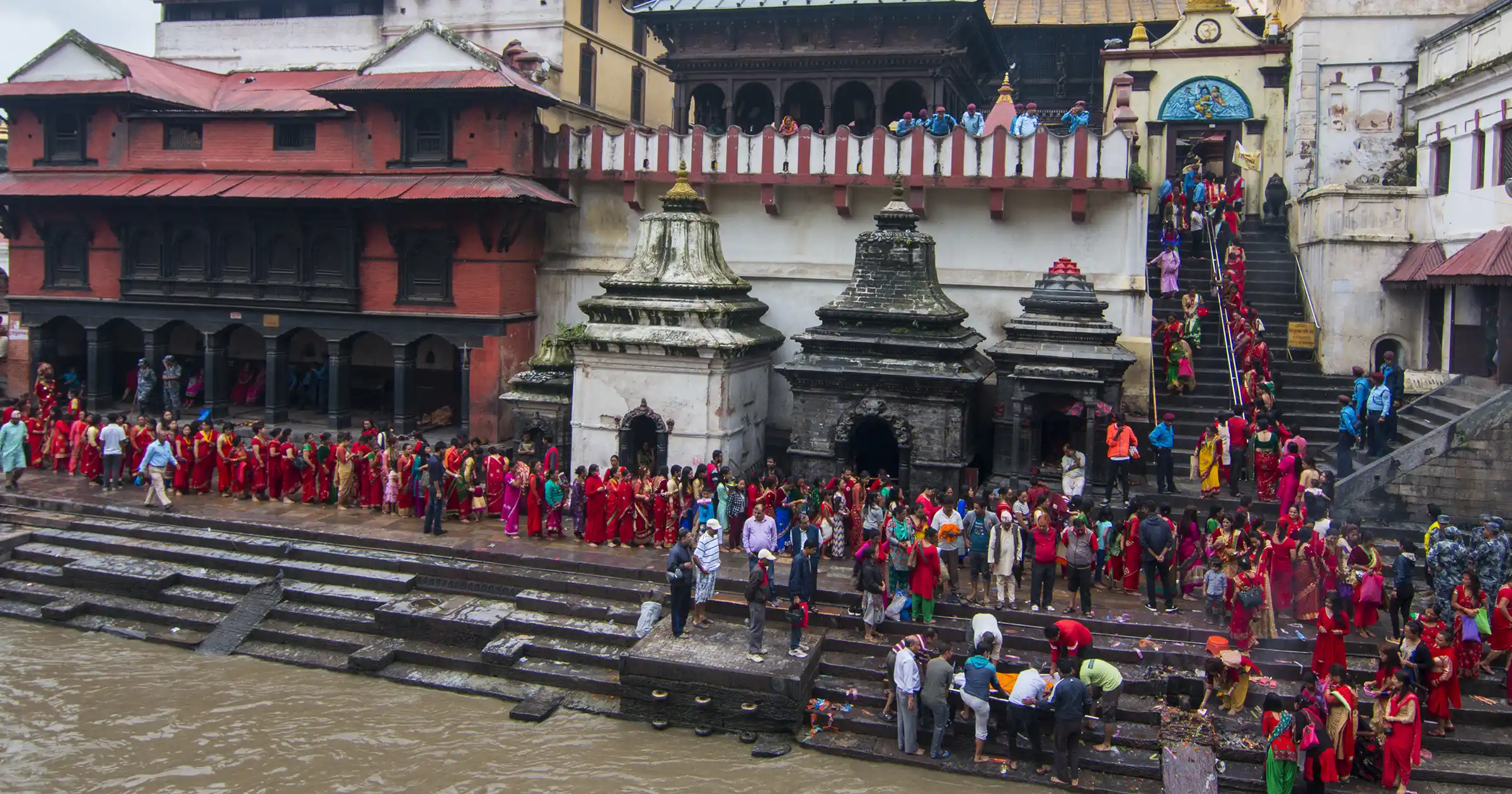 Crowded Pashupatinath 